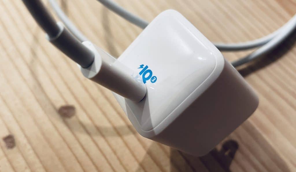 Anker Nano USB-C Review – Faster Charger for iPhone 12, Pixel 5