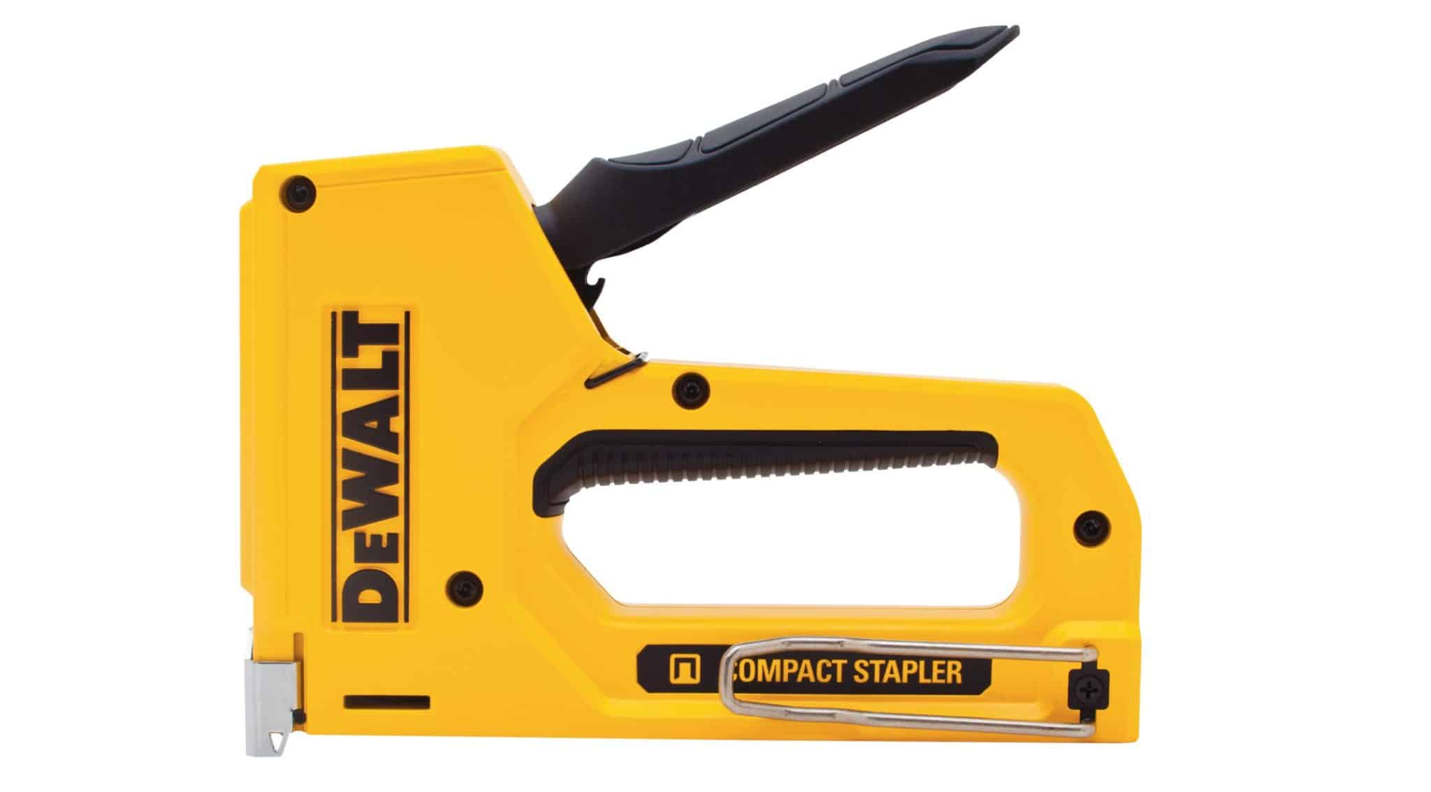 Dewalt Stapler Guide 5in1 MultiTacker vs. HeavyDuty vs. Carbon